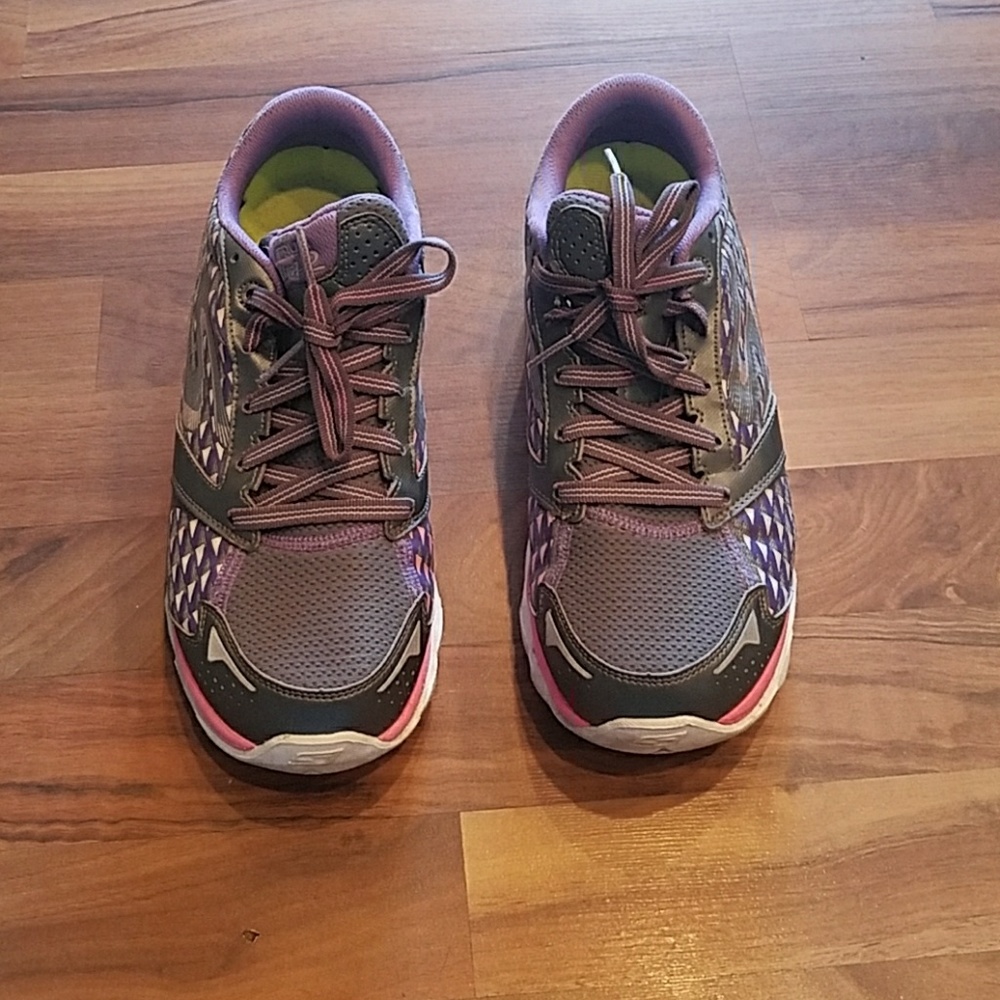 Trail shoes